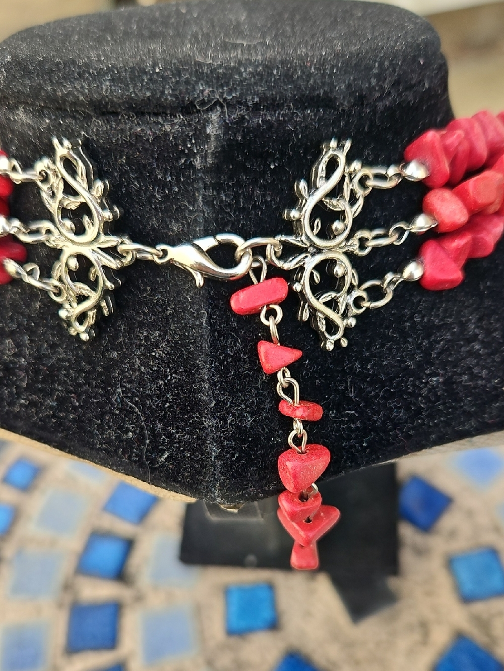 Dyed Coral Chunk Necklace - Picture 4 of 4